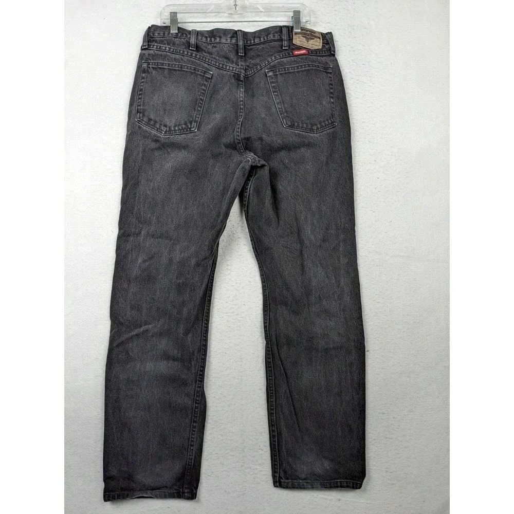 Wrangler Mens Jeans Size 38 x 32 Black Relaxed Fit Denim Cotton